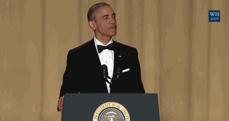 File:Barack Obama drops the mic.gif